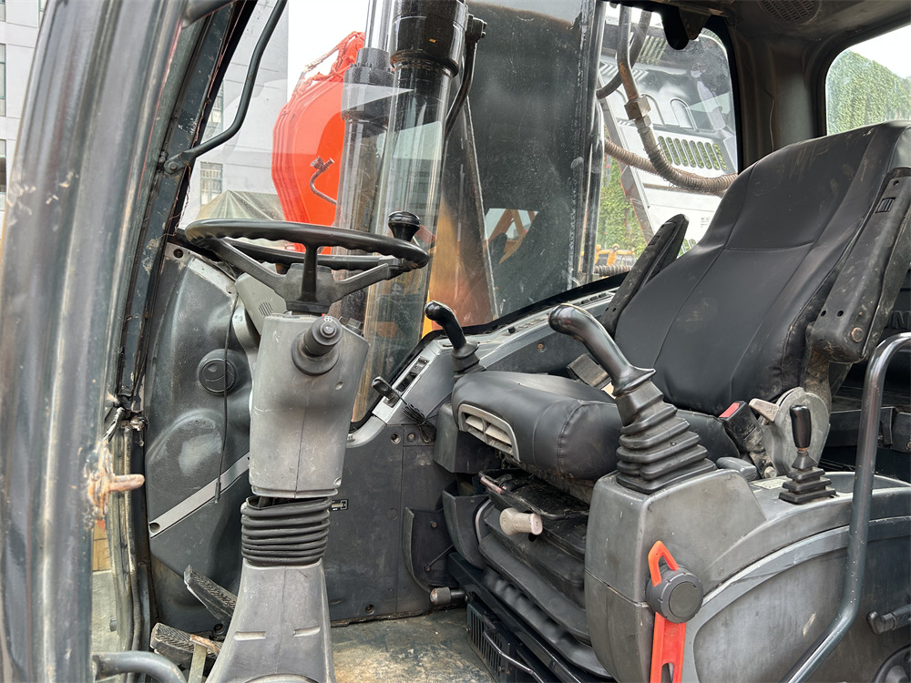 Wheel excavator HYUNDAI 210W-9S 210W-9T: picture 7