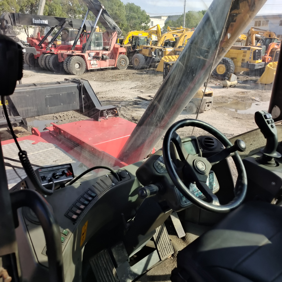 Reach stacker KALMAR DRT450 DRT DRD DRU 450 45 TON: picture 12