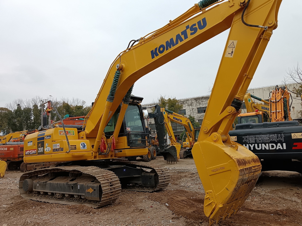 KOMATSU PC200-8N1 PC 200 - 8 N1 PC210LC PC400 - Crawler excavator: picture 2 KOMATSU PC200-8N1 PC 200 - 8 N1 PC210LC PC400 - Crawler excavator: picture 2