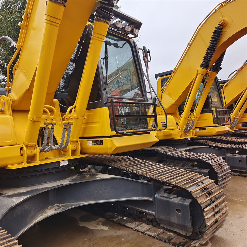 KOMATSU PC210LC PC210LC-8 PC210-8 PC220 PC200-8 - Crawler excavator: picture 5 KOMATSU PC210LC PC210LC-8 PC210-8 PC220 PC200-8 - Crawler excavator: picture 5