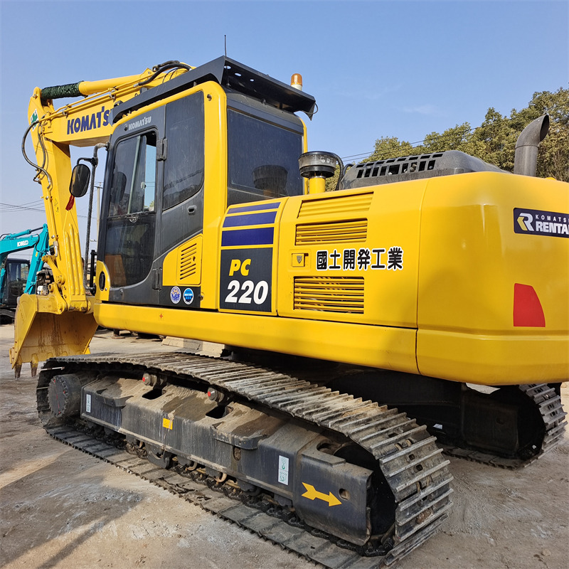 KOMATSU PC220-8 N1 PC 220-8 PC200-8 PC400-8 - Crawler excavator: picture 1 KOMATSU PC220-8 N1 PC 220-8 PC200-8 PC400-8 - Crawler excavator: picture 1