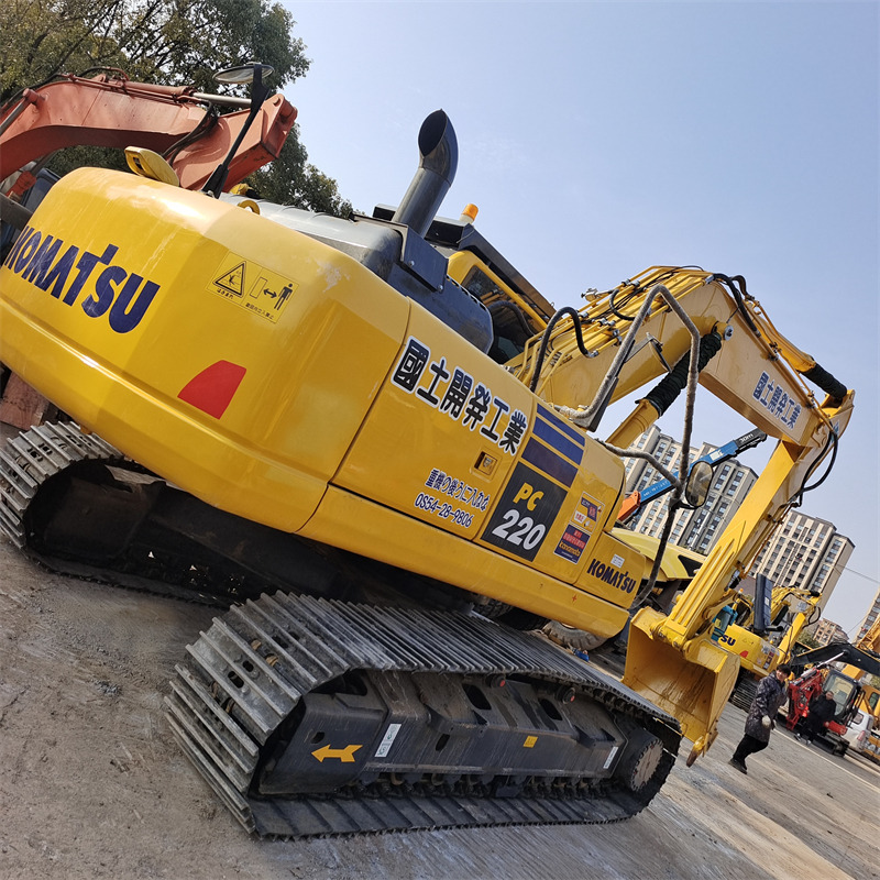 KOMATSU PC220-8 N1 PC 220-8 PC200-8 PC400-8 - Crawler excavator: picture 2 KOMATSU PC220-8 N1 PC 220-8 PC200-8 PC400-8 - Crawler excavator: picture 2