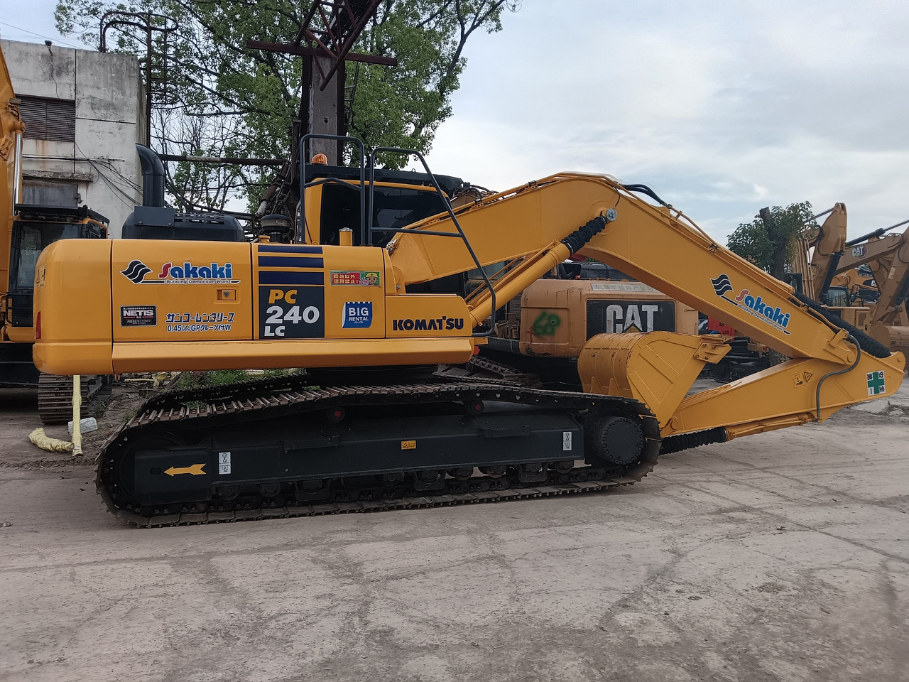 KOMATSU PC240LC-8 - Crawler excavator: picture 2 KOMATSU PC240LC-8 - Crawler excavator: picture 2