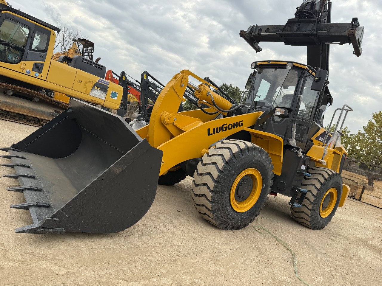 LIUGONG 856H - Wheel loader: picture 1 LIUGONG 856H - Wheel loader: picture 1