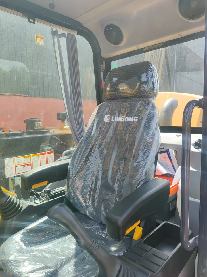 LIUGONG 9075FG4 BRAND NEW 7.5 TON DIGGER - Mini excavator: picture 4 LIUGONG 9075FG4 BRAND NEW 7.5 TON DIGGER - Mini excavator: picture 4