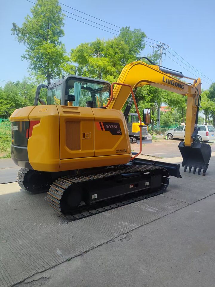 LIUGONG 9075FG4 BRAND NEW Direct from China - Mini excavator: picture 3 LIUGONG 9075FG4 BRAND NEW Direct from China - Mini excavator: picture 3