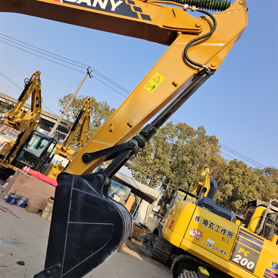 SANY 215C SY215C-9 - Crawler excavator: picture 2 SANY 215C SY215C-9 - Crawler excavator: picture 2
