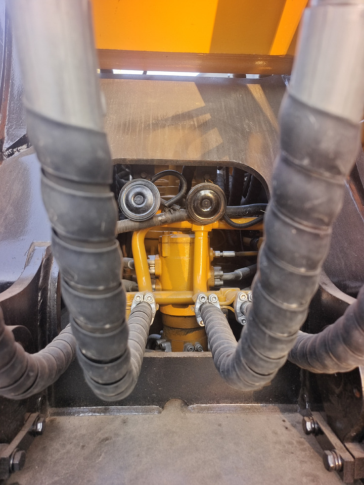 SANY SY 215H 215C 235H 235C 305H 365H - Crawler excavator: picture 5 SANY SY 215H 215C 235H 235C 305H 365H - Crawler excavator: picture 5