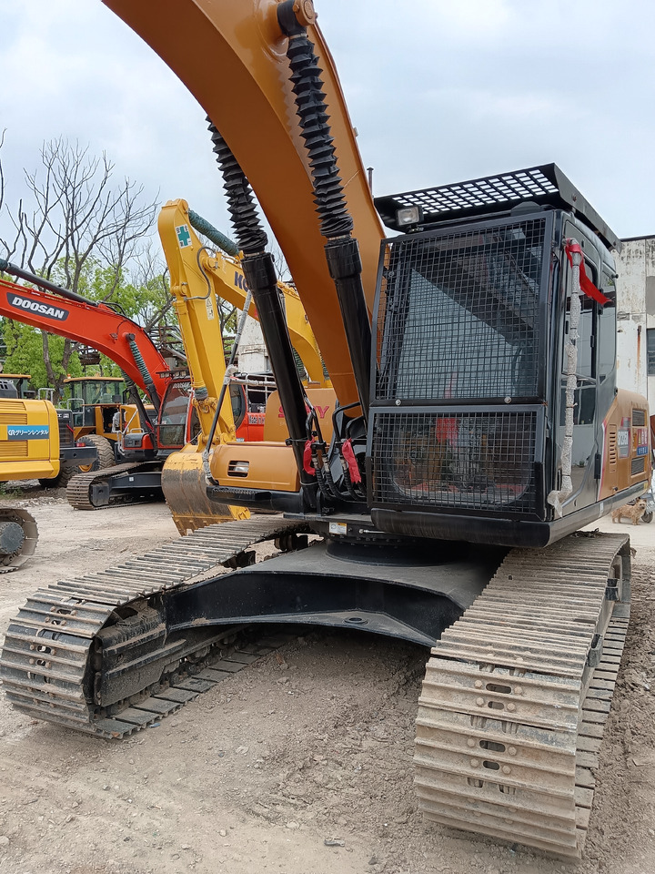 SANY SY 255H - Crawler excavator: picture 4 SANY SY 255H - Crawler excavator: picture 4