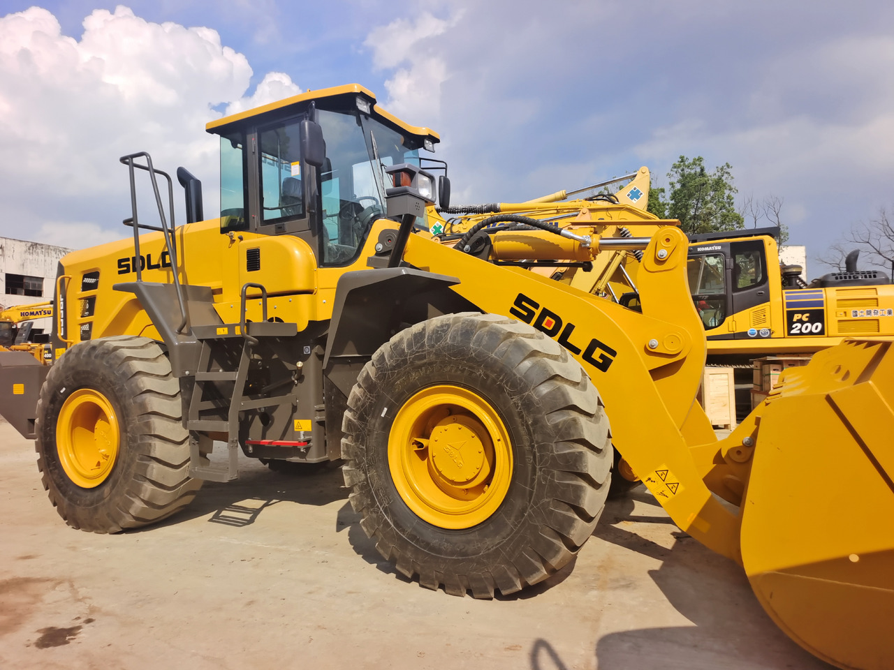 SDLG 958F - Wheel loader: picture 1 SDLG 958F - Wheel loader: picture 1
