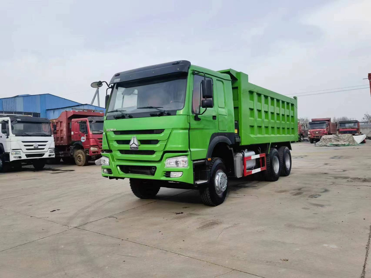 SINOTRUK HOWO 6*4 8*4 DUMP TRUCK - Tipper: picture 1 SINOTRUK HOWO 6*4 8*4 DUMP TRUCK - Tipper: picture 1