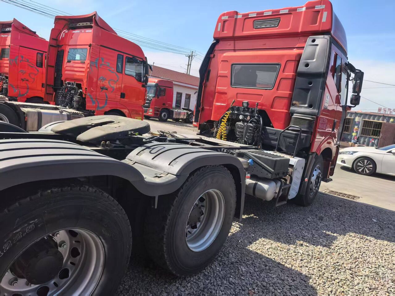 FAW JIEFANG Tier-1 China source - Tractor unit: picture 2 FAW JIEFANG Tier-1 China source - Tractor unit: picture 2