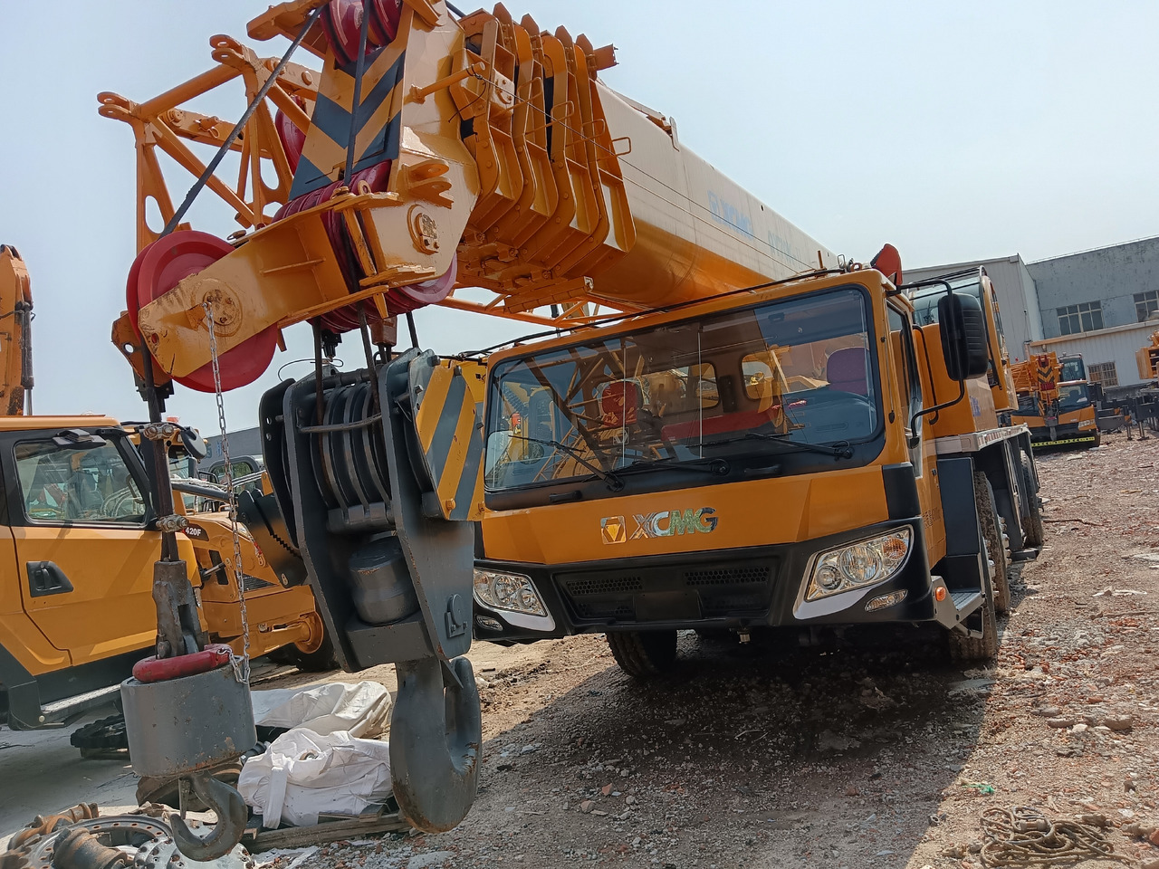 XCMG QY70KⅡ - Mobile crane: picture 1 XCMG QY70KⅡ - Mobile crane: picture 1