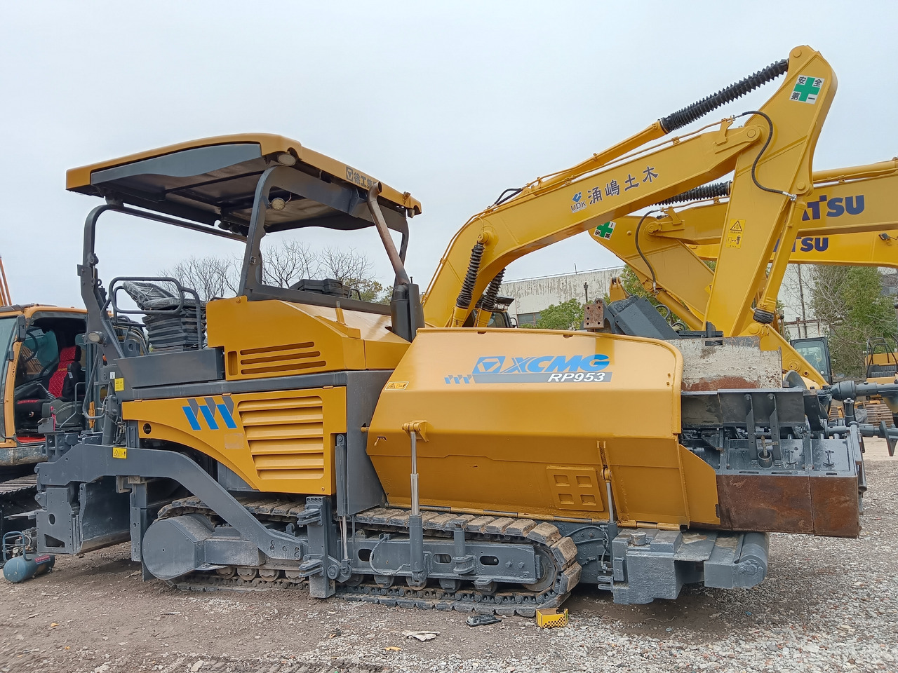 XCMG RP 953 - Asphalt paver: picture 2 XCMG RP 953 - Asphalt paver: picture 2