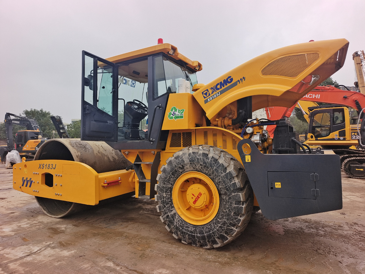 XCMG XS183J - Road roller: picture 1 XCMG XS183J - Road roller: picture 1