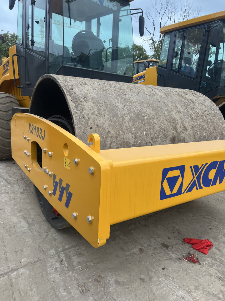 XCMG XS183J - Road roller: picture 5 XCMG XS183J - Road roller: picture 5