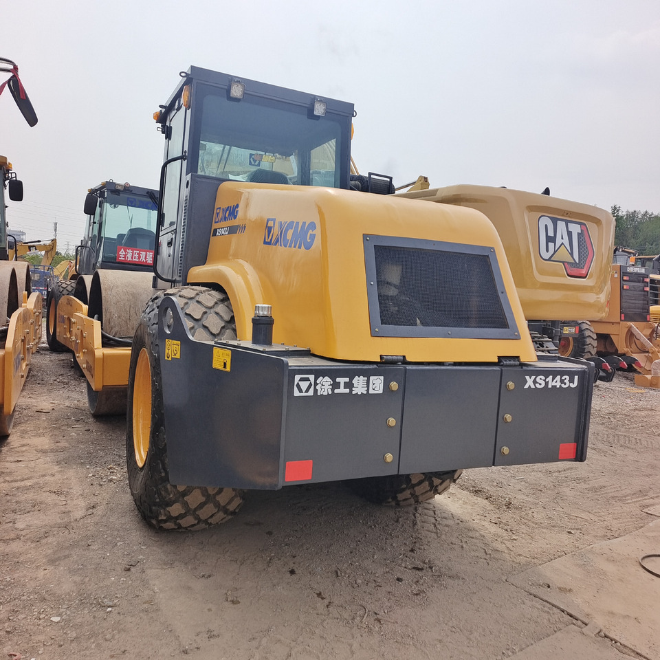 XCMG XS203J - Road roller: picture 1 XCMG XS203J - Road roller: picture 1