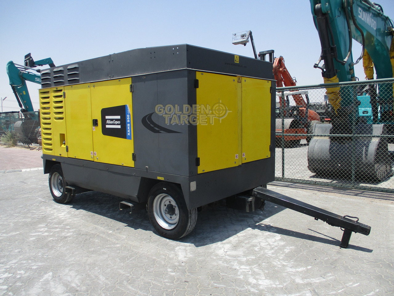 ATLAS COPCO XAHS950CD - Air compressor: picture 1 ATLAS COPCO XAHS950CD - Air compressor: picture 1
