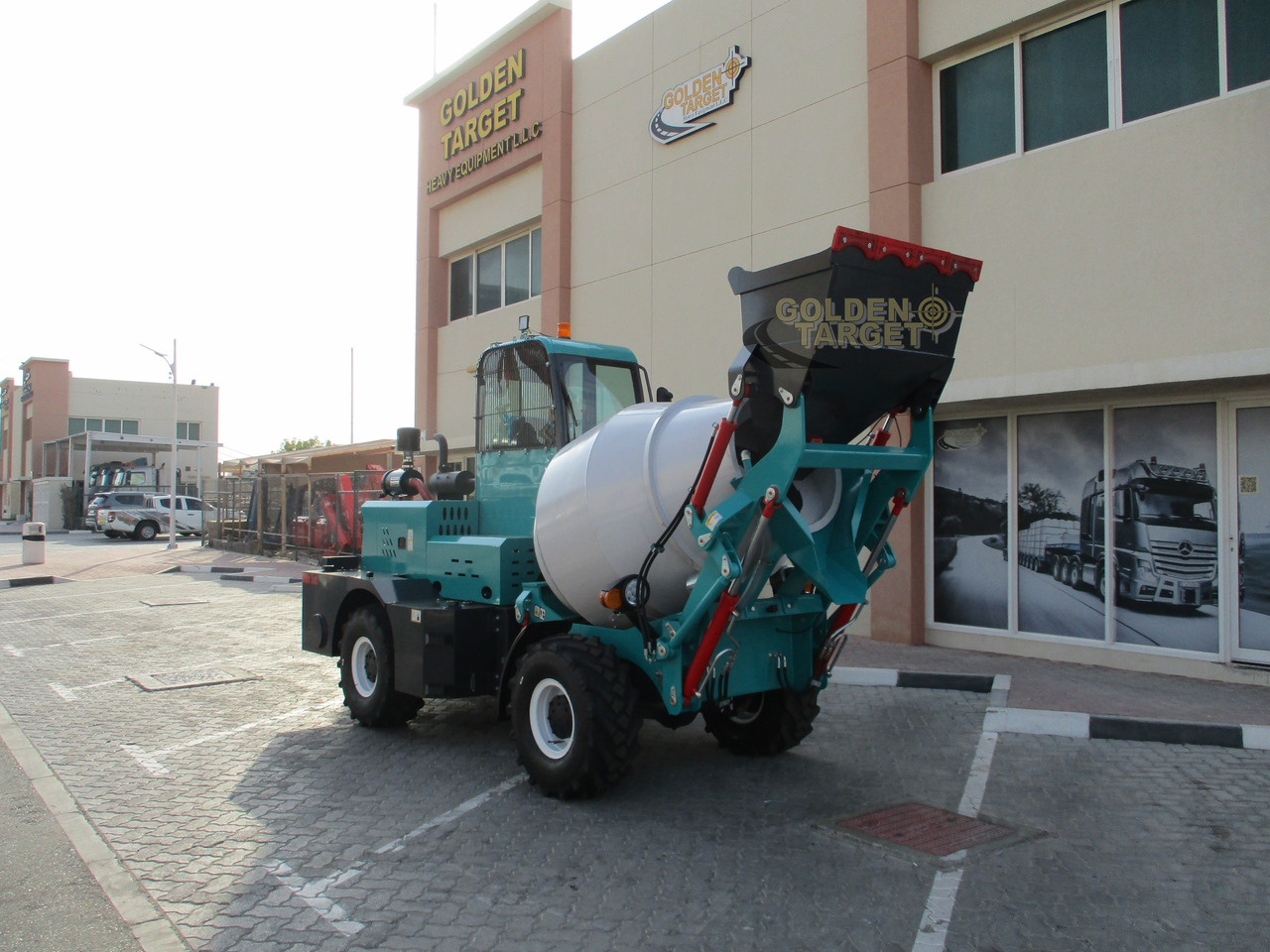 LGCM H15 Self Loading Mixer - Concrete mixer truck: picture 1 LGCM H15 Self Loading Mixer - Concrete mixer truck: picture 1