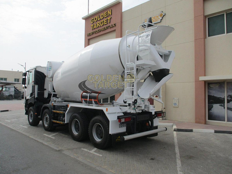 Renault K420 - Concrete mixer truck: picture 4 Renault K420 - Concrete mixer truck: picture 4