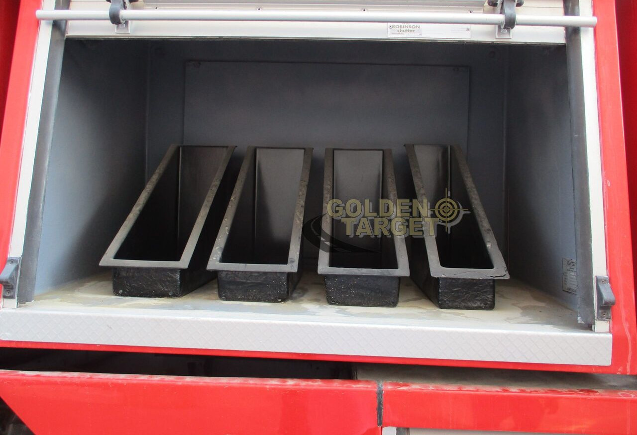 Reynold Boughton Barracuda 4x4 Airport Fire Truck - Fire truck: picture 5 Reynold Boughton Barracuda 4x4 Airport Fire Truck - Fire truck: picture 5