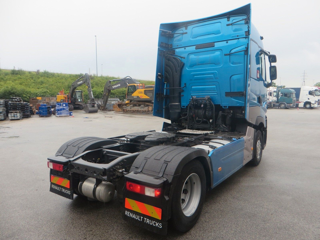Renault T480 HSC 4x2Tractor - Tractor unit: picture 3 Renault T480 HSC 4x2Tractor - Tractor unit: picture 3