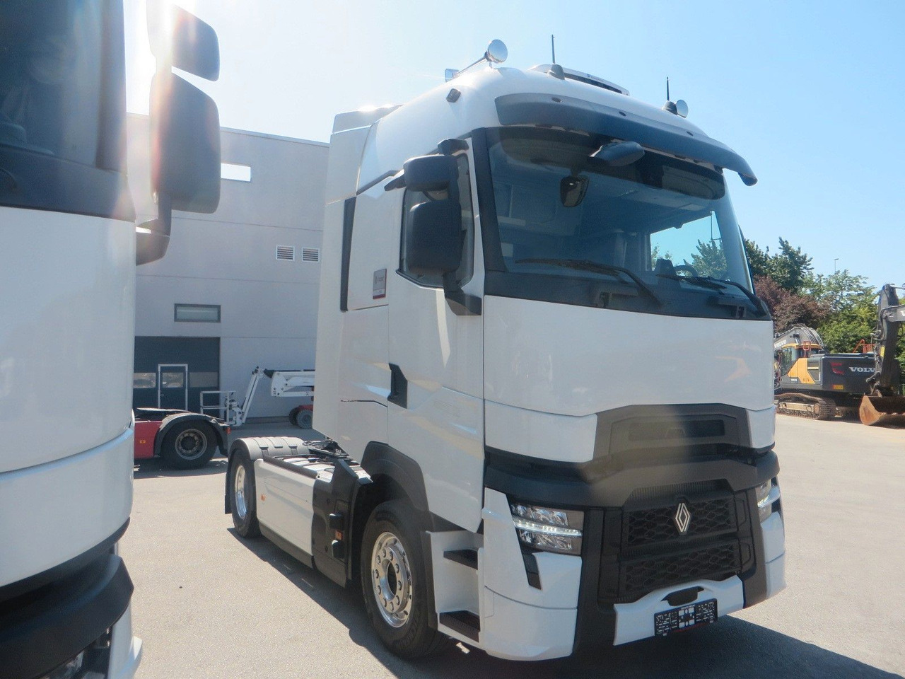 Renault T520 HSC 4x2Tractor -NEW - TOP MODEL - Tractor unit: picture 5 Renault T520 HSC 4x2Tractor -NEW - TOP MODEL - Tractor unit: picture 5