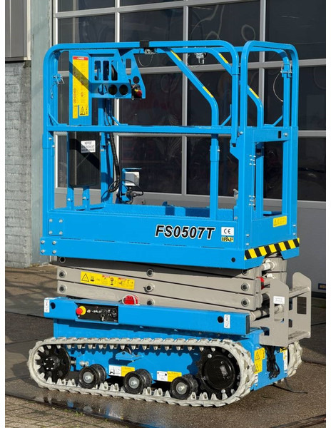 Fronteq FS0507T - Scissor lift: picture 2 Fronteq FS0507T - Scissor lift: picture 2
