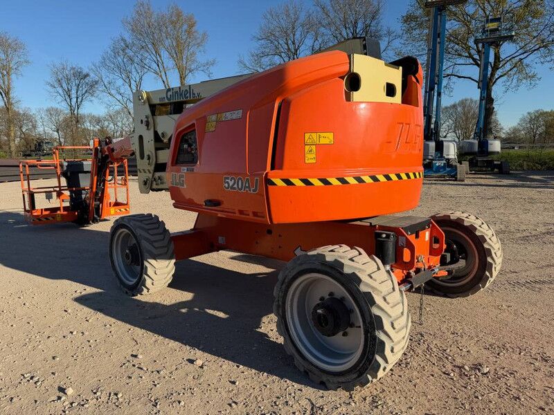 JLG 520 AJ - Articulated boom: picture 5 JLG 520 AJ - Articulated boom: picture 5