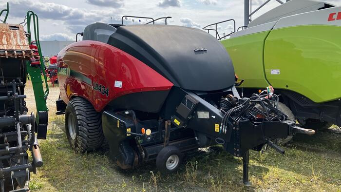 Case IH LB434 - Square baler: picture 1 Case IH LB434 - Square baler: picture 1