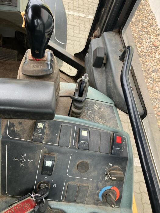 Caterpillar 906 - Wheel loader: picture 5 Caterpillar 906 - Wheel loader: picture 5