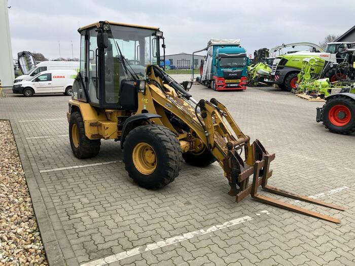 Caterpillar 906 - Wheel loader: picture 2 Caterpillar 906 - Wheel loader: picture 2