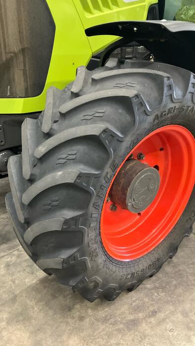 Claas Arion 540 - Farm tractor: picture 2 Claas Arion 540 - Farm tractor: picture 2