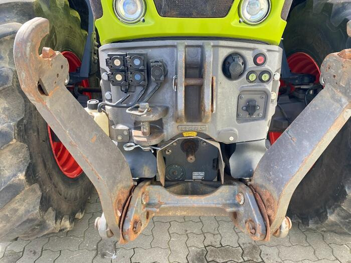 Claas Axion 830 - Farm tractor: picture 2 Claas Axion 830 - Farm tractor: picture 2