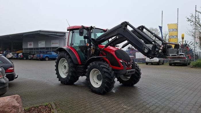 Valtra A95 - Farm tractor: picture 2 Valtra A95 - Farm tractor: picture 2
