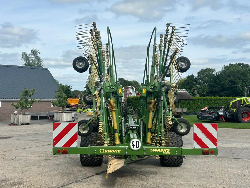 Krone Krone swadro 1400 Plus Zwadhark 4 rotor hark - Tedder/ Rake: picture 5 Krone Krone swadro 1400 Plus Zwadhark 4 rotor hark - Tedder/ Rake: picture 5