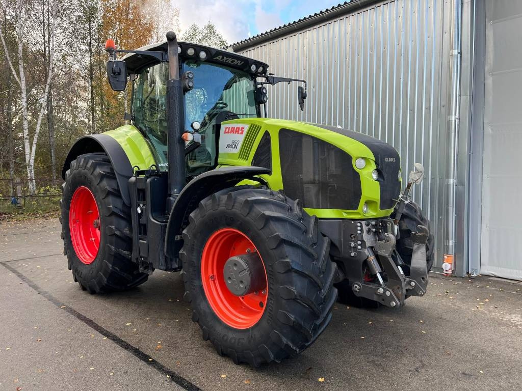 Claas Axion 950 - Farm tractor: picture 1 Claas Axion 950 - Farm tractor: picture 1