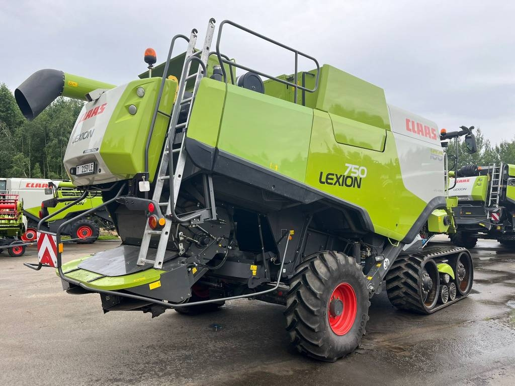 Claas Lexion 750 TT - Combine harvester: picture 3 Claas Lexion 750 TT - Combine harvester: picture 3