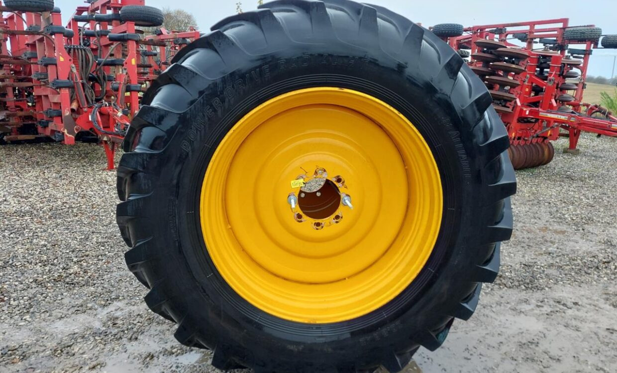 Alliance Power Drive Radial HT 20.8R42 - Tire for Sprayer: picture 3 Alliance Power Drive Radial HT 20.8R42 - Tire for Sprayer: picture 3