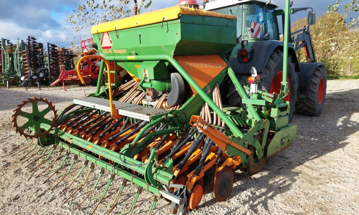Amazone AD-P 403 / KG 4000 Super - Combine seed drill: picture 5 Amazone AD-P 403 / KG 4000 Super - Combine seed drill: picture 5