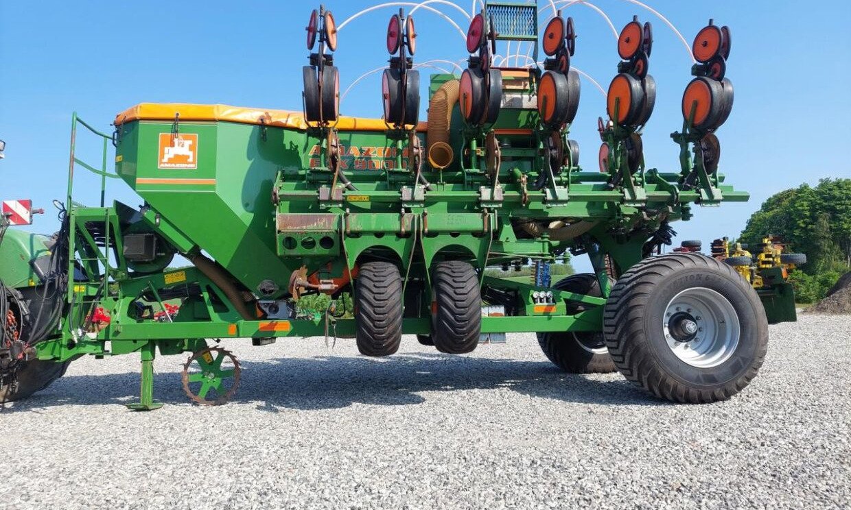 Amazone EDX 9000-T - 12 rækket - Precision sowing machine: picture 1 Amazone EDX 9000-T - 12 rækket - Precision sowing machine: picture 1