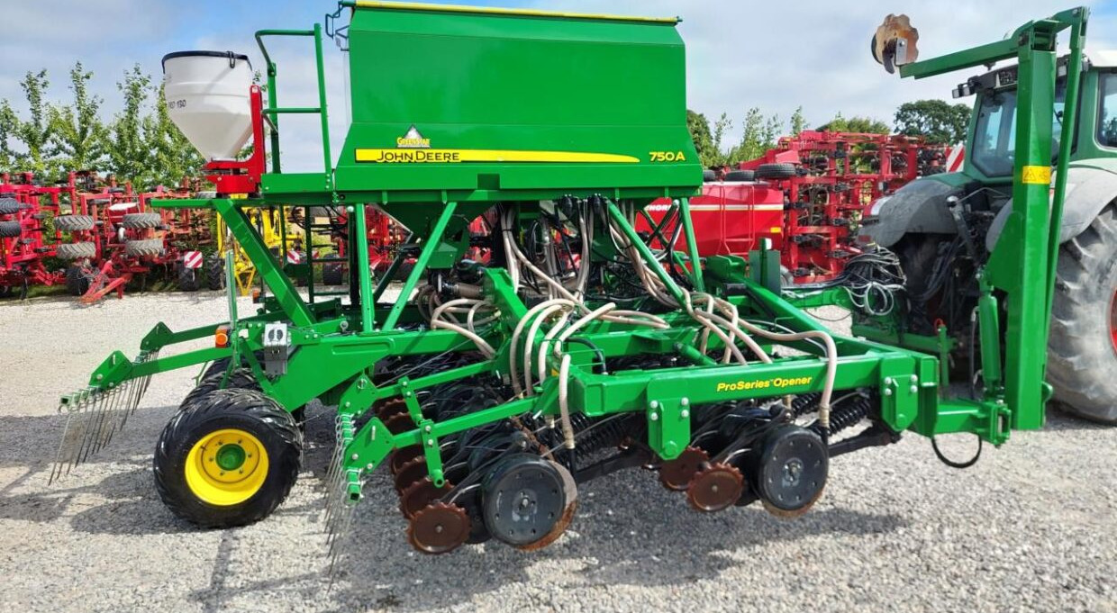 John Deere 750 A - Seed drill: picture 4 John Deere 750 A - Seed drill: picture 4