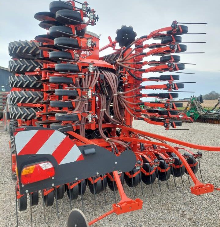Kuhn Espro 6000 RC "Mix" Vistaflow - Seed drill: picture 3 Kuhn Espro 6000 RC "Mix" Vistaflow - Seed drill: picture 3