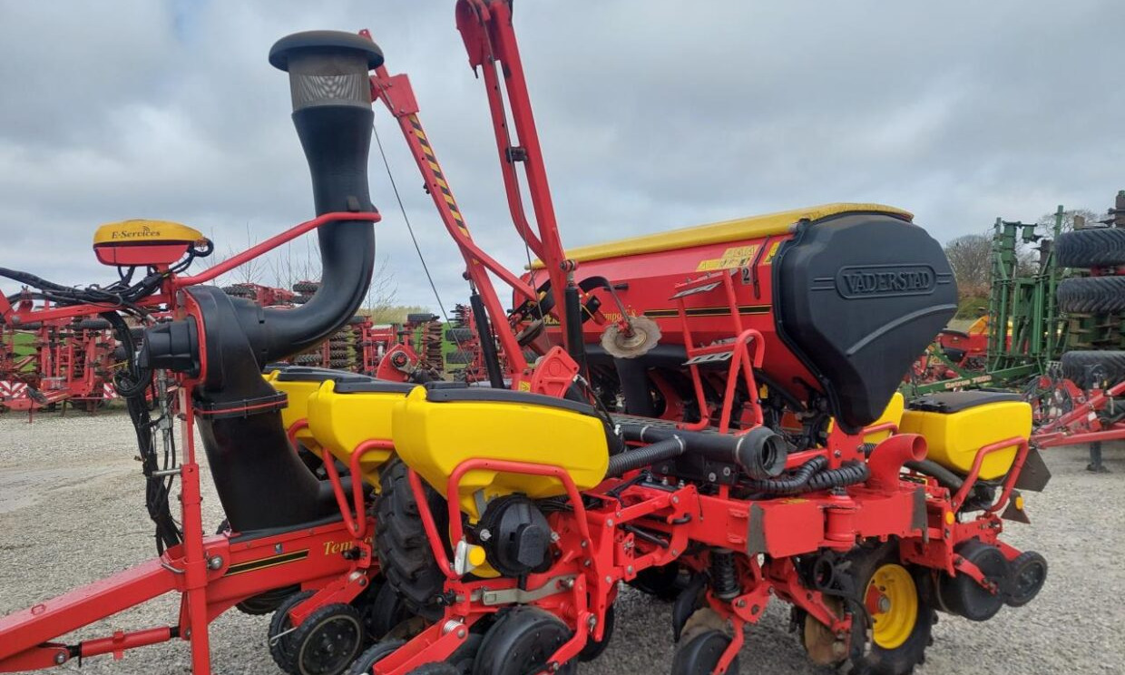 Väderstad Tempo 8 F med E-service - Precision sowing machine: picture 4 Väderstad Tempo 8 F med E-service - Precision sowing machine: picture 4