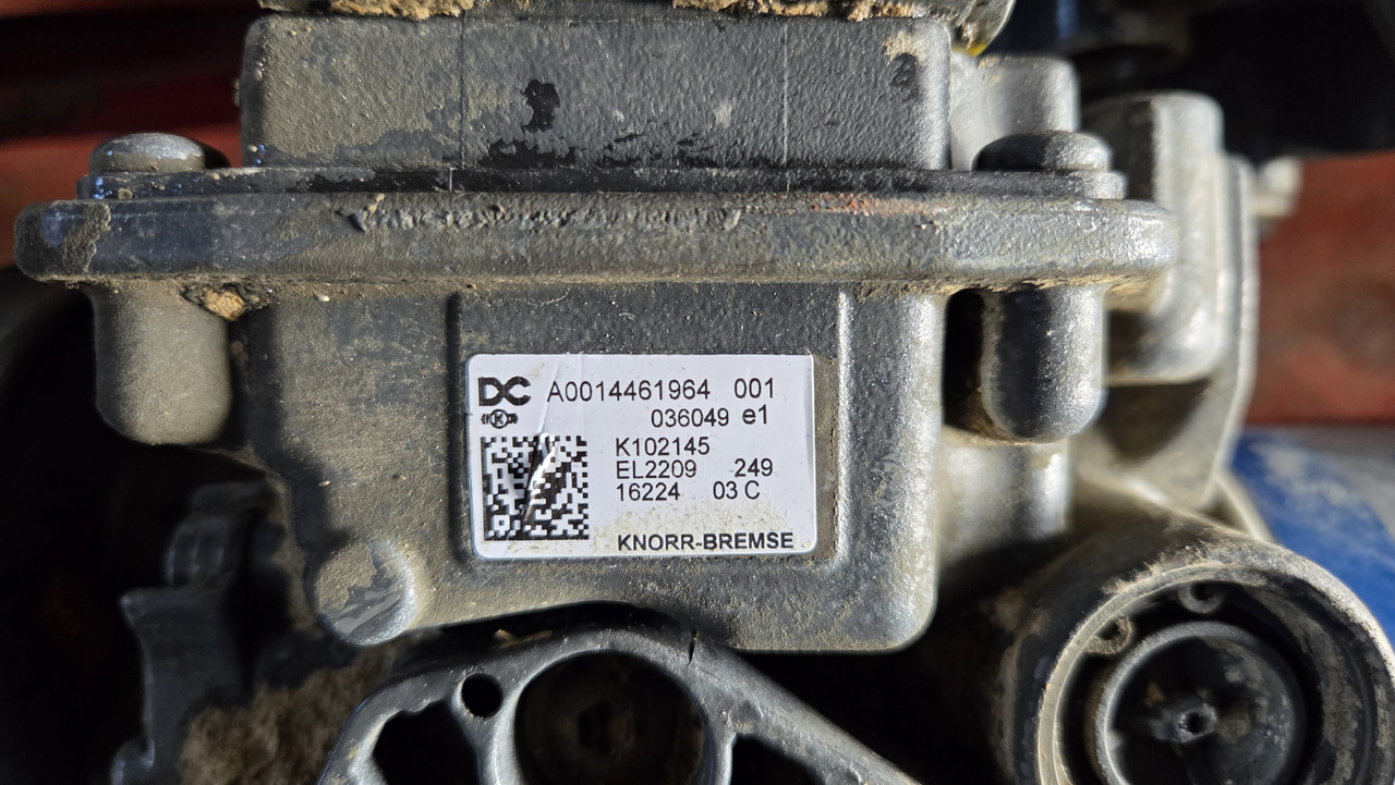 KNORR-BREMSE CONTROL UNIT EAPU K 102145 - ECU for Truck: picture 5 KNORR-BREMSE CONTROL UNIT EAPU K 102145 - ECU for Truck: picture 5