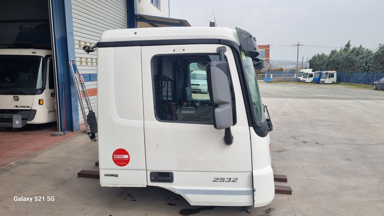 MERCEDES ACTROS MP3 EURO 5 - Cab: picture 1 MERCEDES ACTROS MP3 EURO 5 - Cab: picture 1
