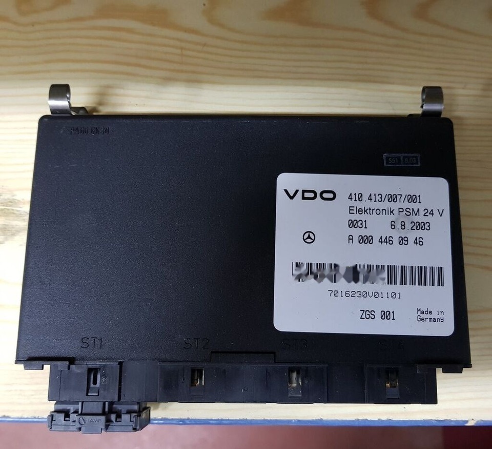 Mercedes-Benz A 001 446 26 17 Mercedes-Benz ACTROS MB2 - ECU for Truck: picture 3 Mercedes-Benz A 001 446 26 17 Mercedes-Benz ACTROS MB2 - ECU for Truck: picture 3