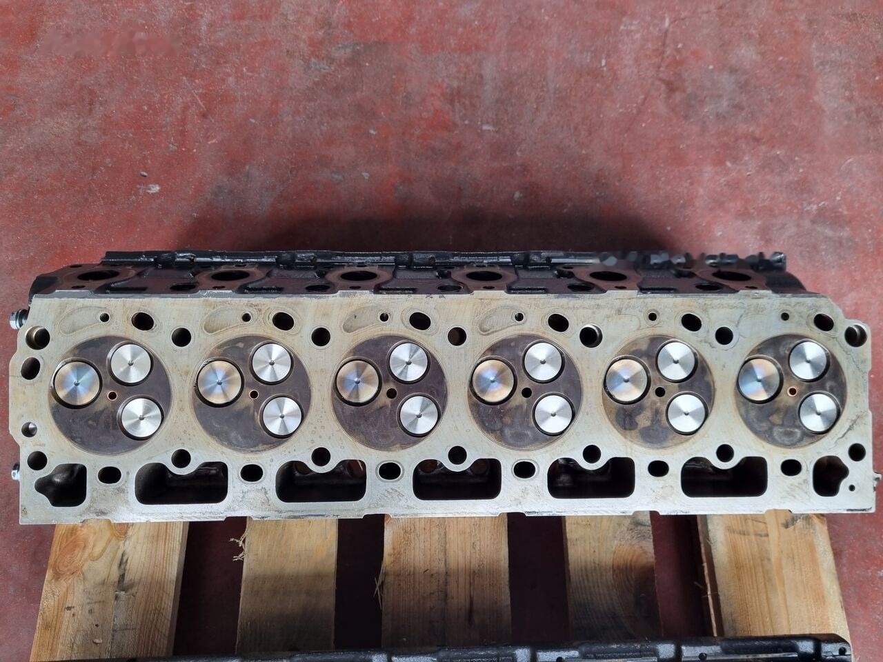 Mercedes-Benz ATEGO 9060162101 Mercedes-Benz ATEGO - Cylinder head for Truck: picture 4 Mercedes-Benz ATEGO 9060162101 Mercedes-Benz ATEGO - Cylinder head for Truck: picture 4