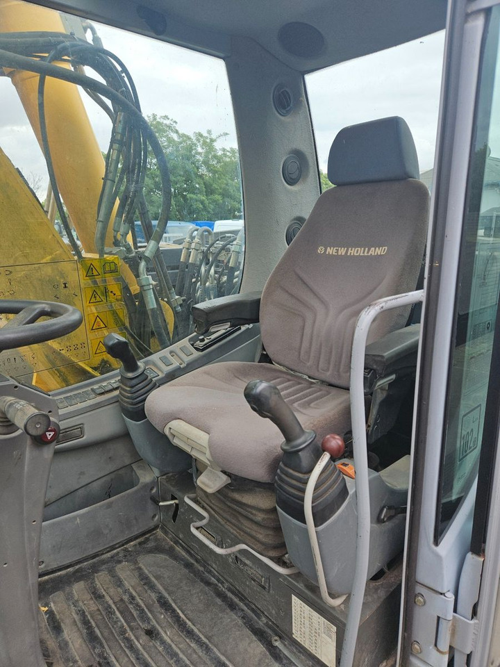 New Holland MH Plus 18t Mobilbagger - Wheel excavator: picture 5 New Holland MH Plus 18t Mobilbagger - Wheel excavator: picture 5