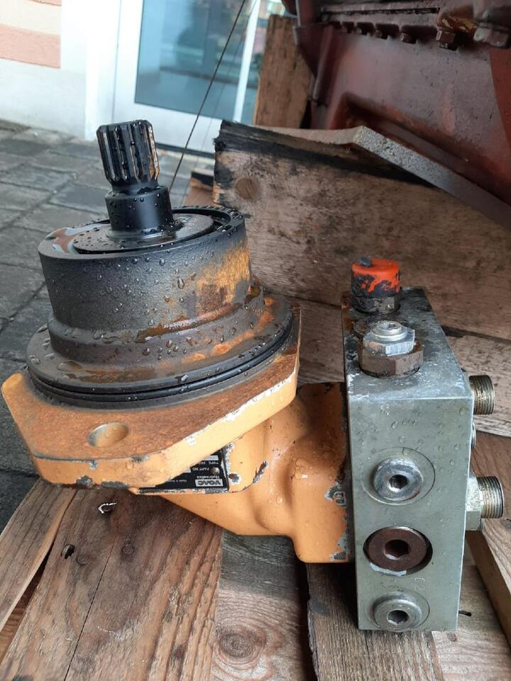 Case Voac aus 788 LC - Hydraulic motor for Construction machinery: picture 2 Case Voac aus 788 LC - Hydraulic motor for Construction machinery: picture 2